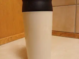 Termokrus med låg og trykknap - nyt