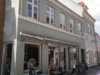 Velindrettet butikslokale Nyk. F. centrum