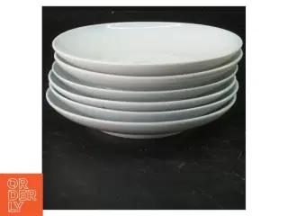 Kaffeservice i porcelæn med blade design fra B&G (str. Tallerkener 14 cm i diameter. krus, 7 cm i diameter)