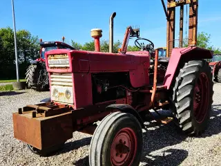 Volvo BM T650 traktor / med byggelift