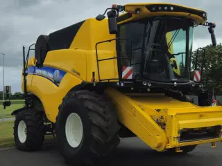 New Holland CX8.90 ST5 ZED