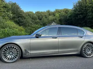 BMW 730 LD Lang model, X-drive og 4hjulsstyring samt Carbon kaross.
