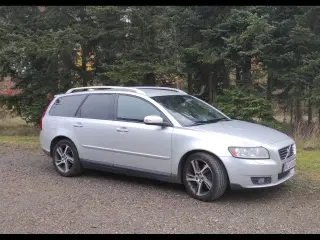 Volvo v 50 