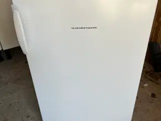 Køleskab 88 cm høj. Nyt. Brugt 1/2 år