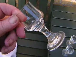 Forskellige ældre små glas.