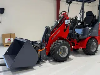VM Loader 1026 LX FABRIKSNY MED SKOVL OG PALLEGAFLER!