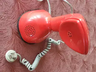 Ericsson Cobra Telefon, Rød