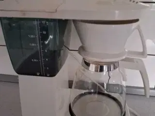 Kaffemaskine til 12 kopper sælges 