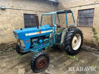 Veterantraktor Ford 3000