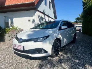 Toyota Auris Touring Sports 1,8 Hybrid Pure Safety Sense 136HK Stc Aut.