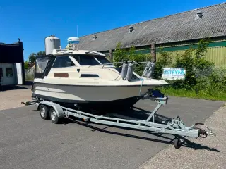 Uttern 5750C med 115hk Yamaha
