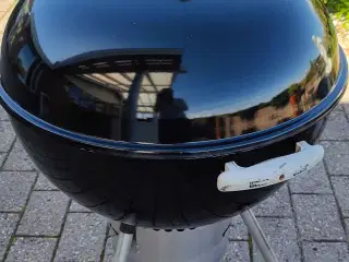 Velholdt 57 cm kuglegrill