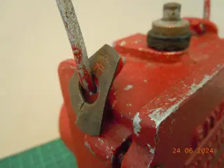 Dansk Håndlygte/Nødlygte, vandtæt, i aluminium.