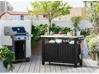 Keter Unity XL  multifunktionelt udendørsbord til grill