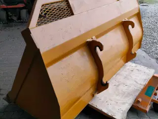 Hydrema frontskovl og pallegafler