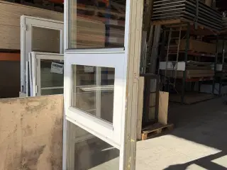 Hvidt vinduesparti m. 1 vindue 