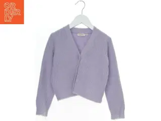 Lilla cardigan fra KappAhl (str. 116)