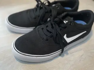 Nye sneakers Nike SB Crohn 2