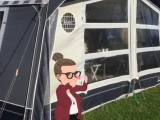 A mål 915 cm. Isabella Opus 300 Blue fortelt