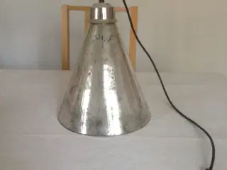 Super flot loftslampe