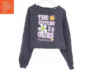 Langærmet bluse med tekst fra H&M (str. 140)