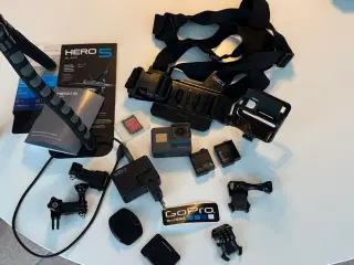 GoPro kamera med tilbehør