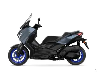 Yamaha X-Max 300