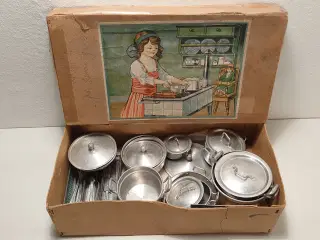 Vintage dukkekøkkensæt fra Rein,Germany, 32dele