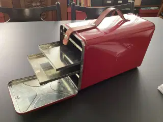 Retro madkasse med 5 pålægsbakker