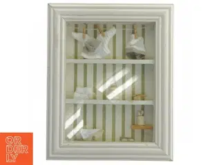 Dekorativ ramme med miniatyrscene (str. 25,5x20 cm)