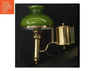 Antik messing væglampe med grøn glasskærm (str. Ø 17x30x28 cm)