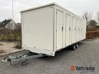 Scanvogn 730 med Toiletter og urinaler