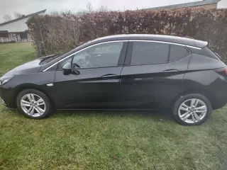 Opel Astra 1,4 T 150 Enjoy 5d