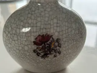 Dahl Jensen vase