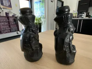 2 sortlakerede lerfigurer - Peru