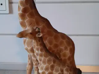 Giraf figur sælges