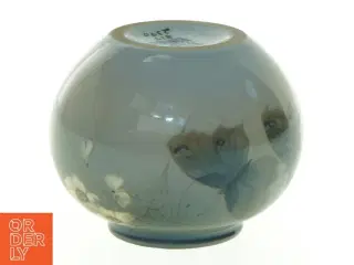 Blå og hvid porcelænsvase, 814 2390 fra Royal Copenhagen (str. 7 x 9 cm)