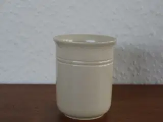 Krus fra Höganäs Keramik