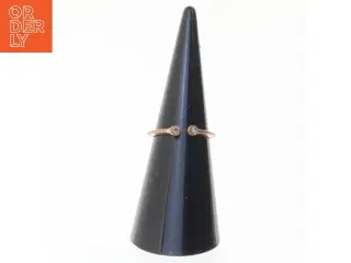 FIngerring (str. Diameter en og en halv cm)