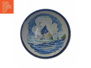 Keramisk skål med sejlskibsmotiv fra Søholm Bornholm (str. 13,5 cm)