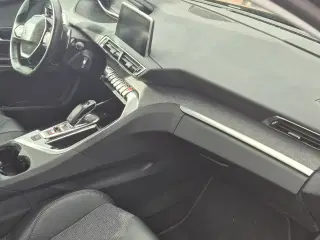 Peugeot 3008 allure automatisk gear