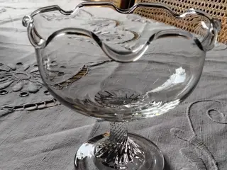 12 portionsglas / dessertglas med snoet stilk 