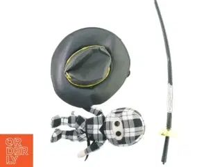 Zorro kostume (og ternet ninja) fra Er Ubi Es (str. Medium)