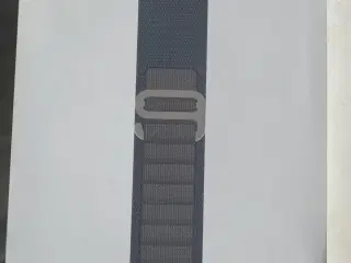 Apple Watch alpine loop