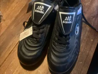 Lækre indørs sko. Aldrig brugt