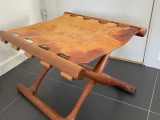 Poul Hundevad Guldhøj skammel