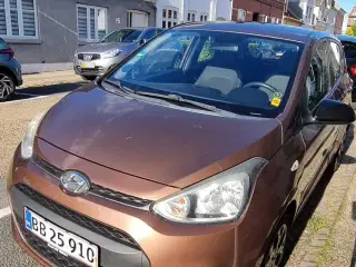 HYUNDAI i10 1.0 Black Line Edition – 2016