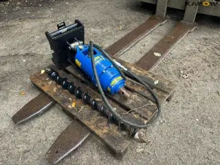 - - - 4500
