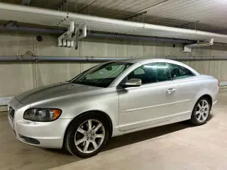 Volvo C70 2,4 140 Momentum