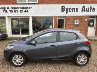 Mazda 2 Nysyn Meget pæn og velholdt